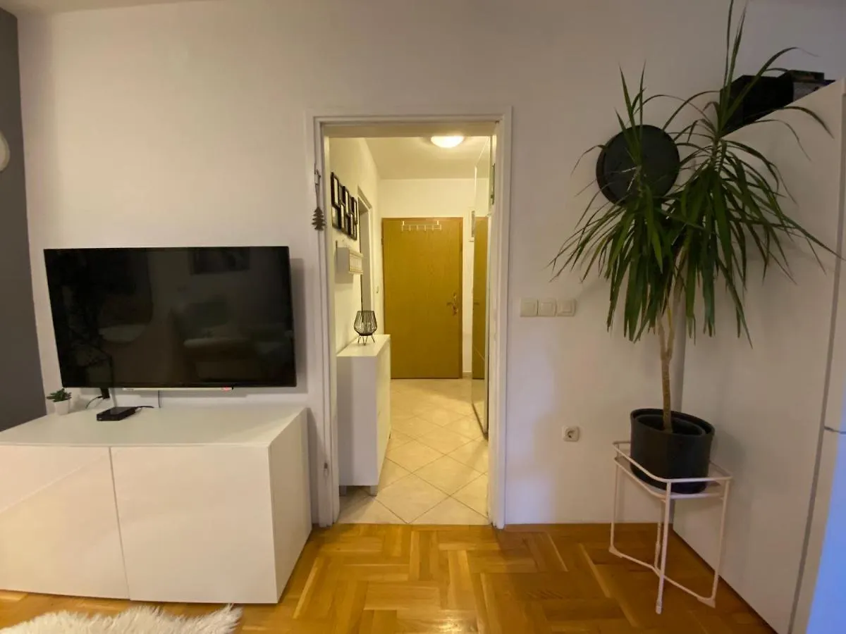 Apartman Miriam Zadar 0*,