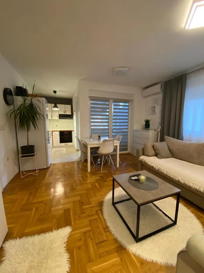 Apartman Miriam Zadar 0*,  Croatia